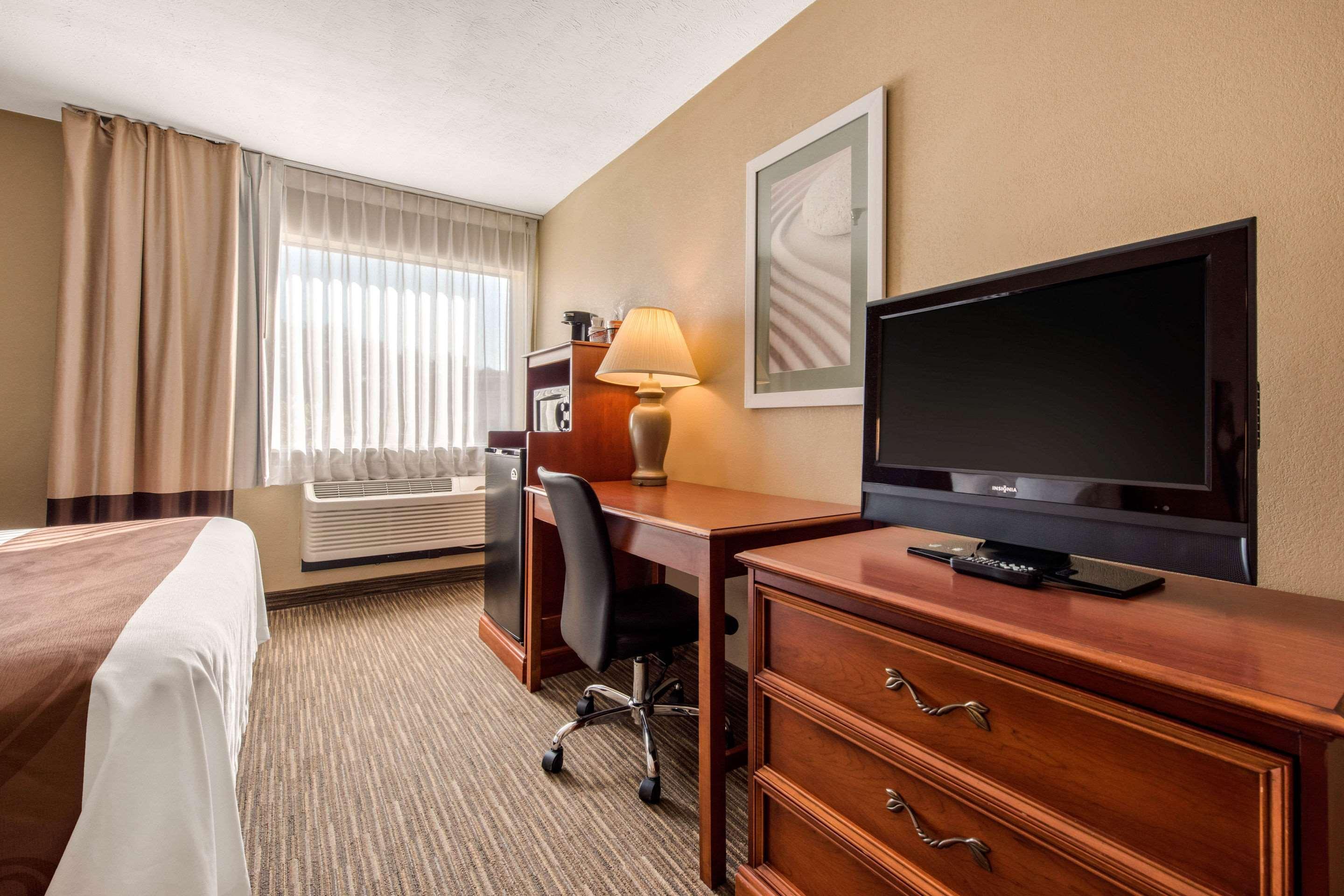 Quality Inn & Suites New Castle Exterior foto