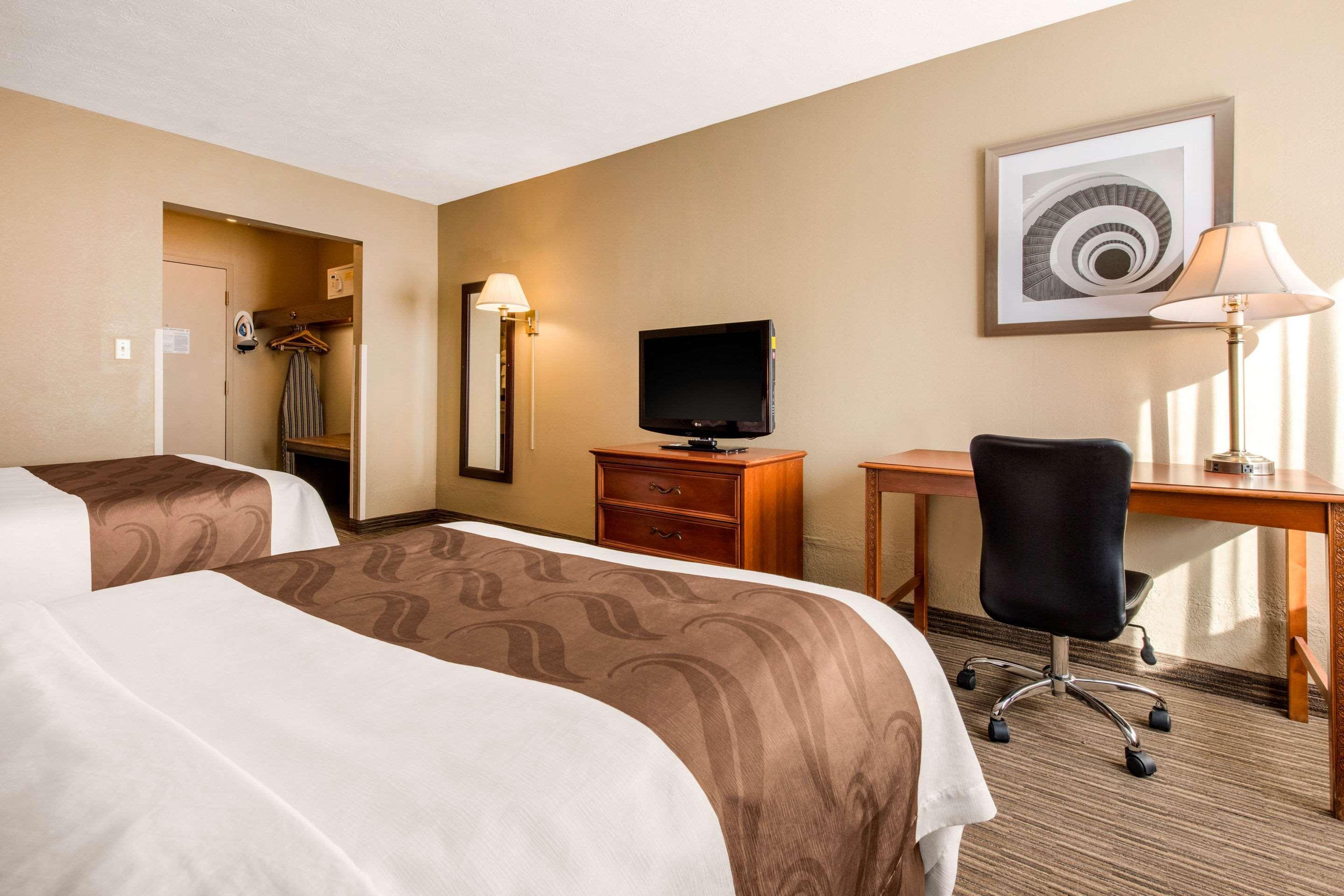 Quality Inn & Suites New Castle Exterior foto