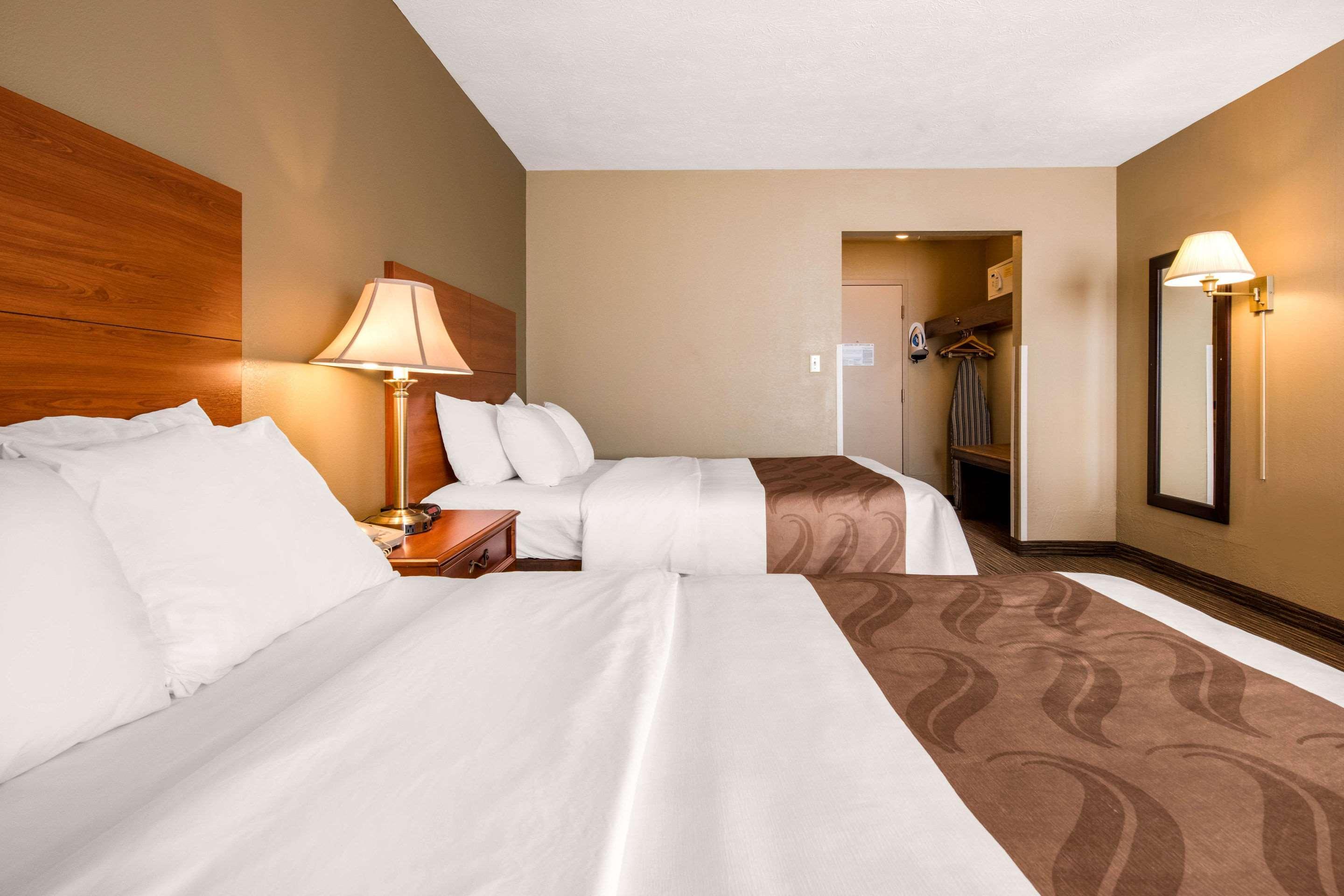 Quality Inn & Suites New Castle Exterior foto